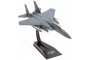 MCDONNELL DOUGLAS F-15E "STRIKE EAGLE" USAF 391 FIGHTER SQUADRON 366 FIGHTER WING 2010 (МОДЕЛЬ 248Г 16,5X25X6,25СМ) — фото 6