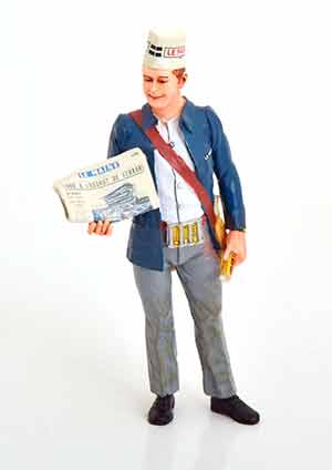 FIGURINE JOSEPH NEWSPAPER SELLER 1966