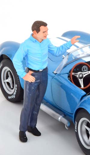 FIGURINE CAROLL SHELBY 1966