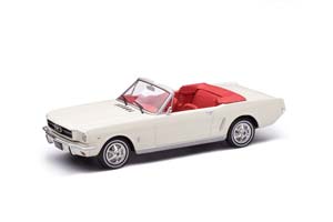 FORD MUSTANG CONVERTIBLE 1965 БЕЖЕВЫЙ (КАК В ФИЛЬМЕ ДЖЕЙМС БОНД)