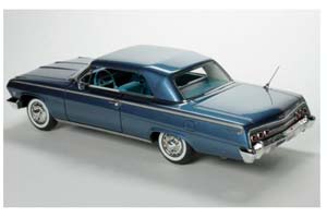 CHEVROLET IMPALA SS HT 1962 METALLIC BLUE — фото 2