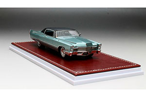 CADILLAC COUPE DE VILLE 1968 SILVERPINE GREEN IRIDESCENT/BLACK — фото 4