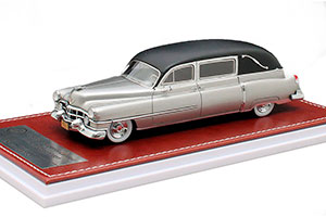CADILLAC SUPERIOR LANDAULET HEARSE 1951 BLACK/SILVER — фото 1