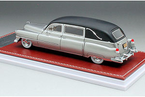 CADILLAC SUPERIOR LANDAULET HEARSE 1951 BLACK/SILVER — фото 2