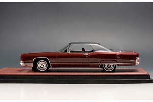 LINCOLN CONTINENTAL COUPE 1970 RED STARDUST IRID — фото 4