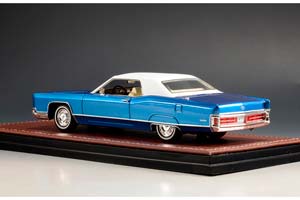 LINCOLN CONTINENTAL COUPE 1970 MEDIUM BLUE IRID — фото 2
