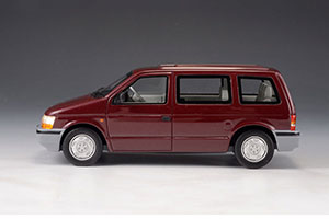 CHRYSLER VOYAGER 1994 RED MET — фото 3