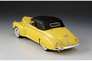 BUICK ROADMASTER CONVERTIBLE 76C (CLOSED) 1941 YELLOW — фото 2
