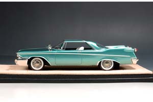 CHRYSLER IMPERIAL CUSTOM SOUTHAMPTON HARDTOP COUPE 1960 CEDAR GREEN METALLIC — фото 4