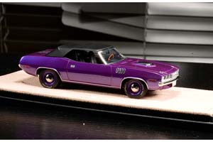 PLYMOUTH HEMI CUDA CONVERTIBLE (ЗАКРЫТЫЙ) 1971 VIOLET METALLIC — фото 3