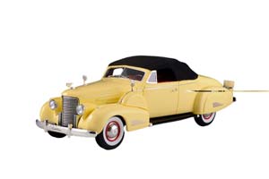 CADILLAC V16 CONVERTIBLE COUPE (CLOSED) 1938 YELLOW