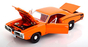 DODGE CORONET SUPER BEE GO MANGO 1970 ORANGE BLACK — фото 2