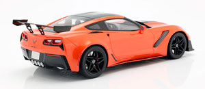 CHEVROLET CORVETTE ZR1 2019 ORANGE BLACK — фото 2