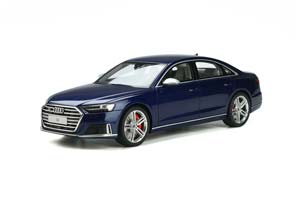 AUDI S8 2020 BLUE