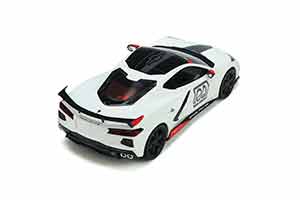 CHEVROLET CORVETTE C8 PACE CAR 2020 БЕЛЫЙ — фото 9