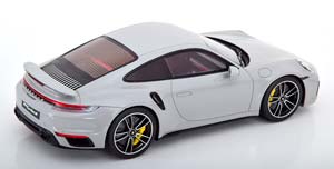 PORSCHE 911 (992) TURBO S GREY — фото 2