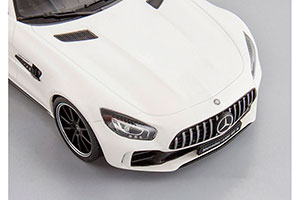 MERCEDES-AMG GT-R C190 WHITE — фото 3