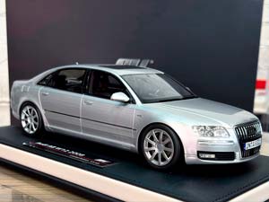 AUDI A8 W12 2008 ICE SILVER METALLIC / АУДИ A8 W12 ЛЕДЯНОЙ СЕРЕБРИСТЫЙ МЕТАЛЛИК (ЛИМИТ 07/69) — фото 3
