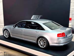 AUDI A8 W12 2008 ICE SILVER METALLIC / АУДИ A8 W12 ЛЕДЯНОЙ СЕРЕБРИСТЫЙ МЕТАЛЛИК (ЛИМИТ 07/69) — фото 7