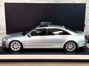 AUDI A8 W12 2008 ICE SILVER METALLIC / АУДИ A8 W12 ЛЕДЯНОЙ СЕРЕБРИСТЫЙ МЕТАЛЛИК (ЛИМИТ 07/69) — фото 8