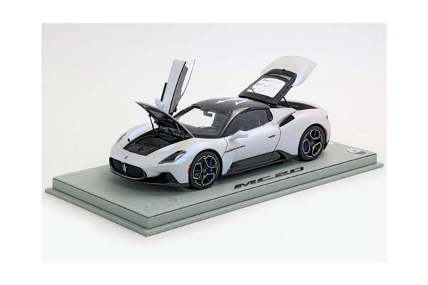MASERATI MC20 DIECAST FULL OPEN BIANCO AUDACE MASERATI TRIDENTE ON BLACK ROOF - CLEANING KIT INCLUDED / МАЗЕРАТИ МС20 АУДАКЕ МАЗЕРАТИ ТРИДЕНТЕ ОН РООФ 1:18 БЕЛЫЙ — фото 2