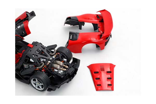 FERRARI F80 METAL DIECAST FULL OPEN ROSSO CORSA - LUXURY PACK - BASE AND CASE INCLUDED / ФЕРРАРИ Ф80 МЕТАЛ 1:18 КРАСНЫЙ — фото 9