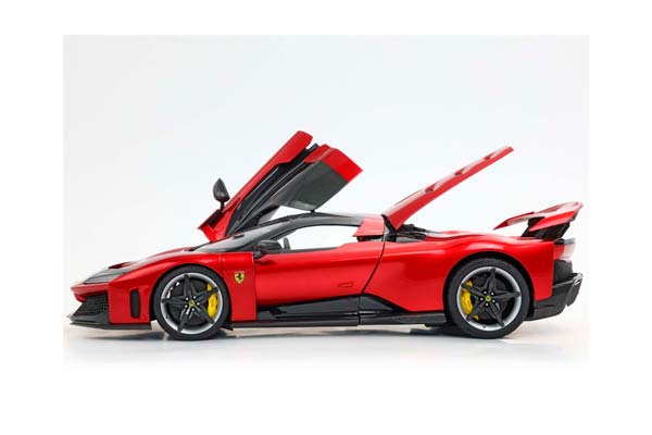 FERRARI F80 METAL DIECAST FULL OPEN ROSSO SUPERCAR - POLYFOAM PACK / ФЕРРАРИ Ф80 МЕТАЛ СУПЕРКАР 1:18 КРАСНЫЙ — фото 3