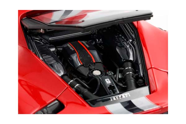 FERRARI 488 PISTA - METAL DIECAST - FULL OPEN ROSSO CORSA WITH STRIPE - POLYFOAM PACK / ФЕРРАРИ 488 ПИСТА 1:18 КРАСНЫЙ — фото 5