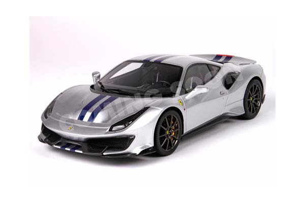 FERRARI 488 PISTA - METAL DIECAST - FULL OPEN ARGENTO NURBURGRING WITH STRIPE BLUE - LUXURY PACK - BASE AND CASE INCLUDED / ФЕРРАРИ 488 ПИСТА 1:18 СИНИЙ