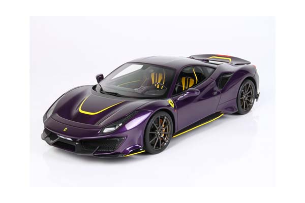 FERRARI 488 PISTA - METAL DIECAST - FULL OPEN VIOLET HONG KONG WITH YELLOW ACCENTS - POLYFOAM PACK / ФЕРРАРИ 488 ПИСТА 1:18 ЖЕЛТЫЙ