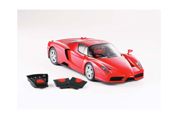 FERRARI ENZO OPEN DIECAST ROSSO CORSA - SILVER WHEELS - LUXURY PACK / ФЕРРАРИ ЭНЦО ОПЕН 1:18 КРАСНЫЙ — фото 7