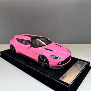 ASTON MARTIN VANQUISH ZAGATO SHOOTING BRAKE 2024 / АСТОН МАРТИН ВАНКВИШ ЗАГАТО РОЗОВЫЙ — фото 2