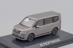 HONDA STEP WGN E:HEV SPADA 2022, SUPER PLATINUM GREY