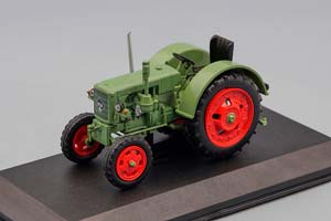 ТРАКТОР IFA RS 04/30 (С ЖУРНАЛОМ) / ИФА RS 04/30