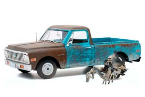 CHEVROLET C-10 ПИКАП 1971 (С ФИГУРКОЙ ЧУЖОГО ИЗ К/Ф ДЕНЬ НЕЗАВИСИМОСТИ) — фото 1