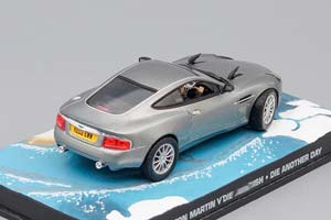 ASTON MARTIN V12 VANQUISH DIE ANOTHER DAY 2002, SILVER — фото 2