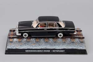 MERCEDES 250SE/8 JAMES BOND OCTOPUSSY BLACK / МЕРСЕДЕС 250 (ИЗ ФИЛЬМА ОСМИНОЖКА) — фото 3