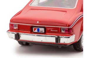 AMC HORNET ИЗ ФИЛЬМА ДЖЕЙМС БОНД АГЕНТ 007 - ЧЕЛОВЕК С ЗОЛОТЫМ ПИСТОЛЕТОМ 1974 КРАСНЫЙ — фото 7