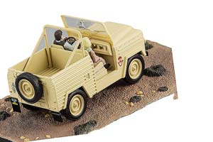 LAND ROVER LIGHTWEIGHT THE LIVING DAYLIGHTS (1987), BEIGE — фото 2