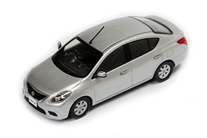 NISSAN LATIO (L02B) 2013 SILVER