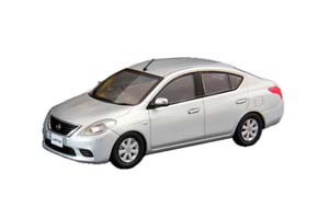 NISSAN TIIDA/LATIO, BRILLIANT SILVER