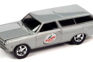 CHEVROLET CHEVELLE WAGON (1965) TURTLE WAX ,SILVER WITH TURTLE WAX GRAPHICS (ДЛИНА МОДЕЛИ 6-10 СМ)
