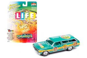 CHEVROLET STATION WAGON GAME OF LIFE (1965), ARTESIAN TURQUOISE POLY (ДЛИНА МОДЕЛИ 6-10 СМ)