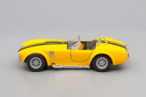 SHELBY COBRA 427 S/C 1965, YELLOW — фото 3
