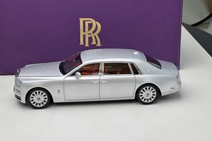 ROLLS-ROYCE PHANTOM VIII 2024 SILVER / РОЛЛС-РОЙС ФАНТОМ 8 СЕРЕБРИСТЫЙ — фото 12