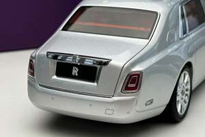 ROLLS-ROYCE PHANTOM VIII 2024 SILVER / РОЛЛС-РОЙС ФАНТОМ 8 СЕРЕБРИСТЫЙ — фото 13