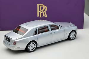 ROLLS-ROYCE PHANTOM VIII 2024 SILVER / РОЛЛС-РОЙС ФАНТОМ 8 СЕРЕБРИСТЫЙ — фото 18