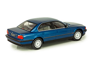 BMW E38 740I 7-SERIES 1994 BLUE METALLIC LIMITED EDITION 1000 PCS — фото 2