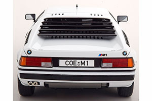 BMW M1 E26 STREET 1978 WHITE LIMITED EDITION 400 PCS — фото 5