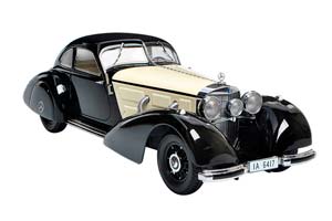 MERCEDES W24 540K AUTOBAHN COURIER 1938 / МЕРСЕДЕС АВТОБАН КУРЬЕР БЕЖЕВО-ЧЕРНЫЙ